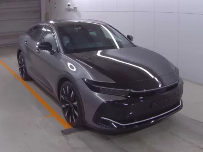 Toyota CROWN CROSSOVER