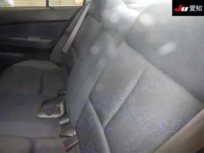 Mitsubishi GALANT