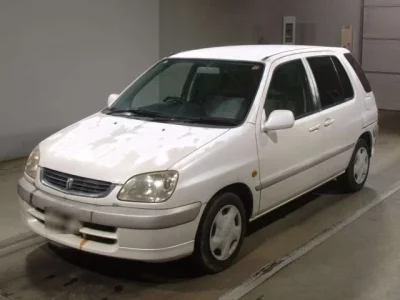 Toyota RAUM