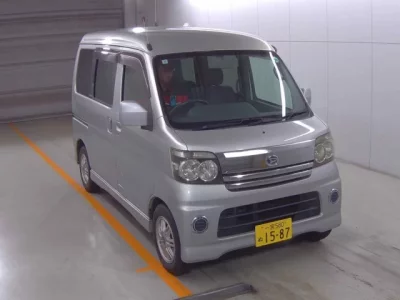 Daihatsu Atrai Wagon