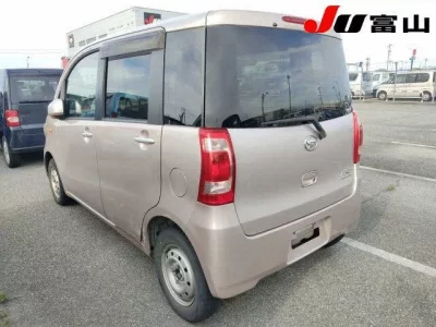 Daihatsu TANTO EXE