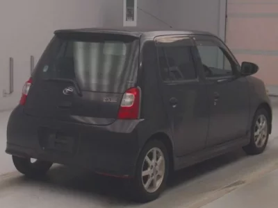 Daihatsu Esse