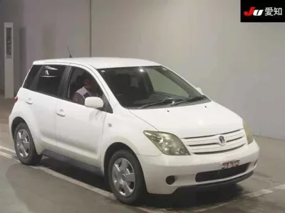 Toyota IST