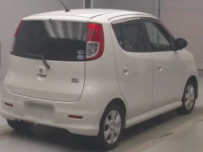 Suzuki MRWAGON