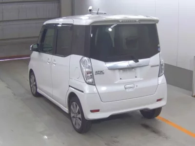 Mitsubishi EK SPACE