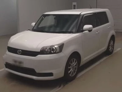 Toyota COROLLA RUMION
