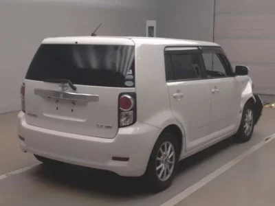 Toyota COROLLA RUMION