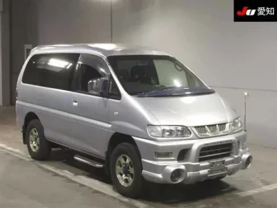 Mitsubishi DELICA