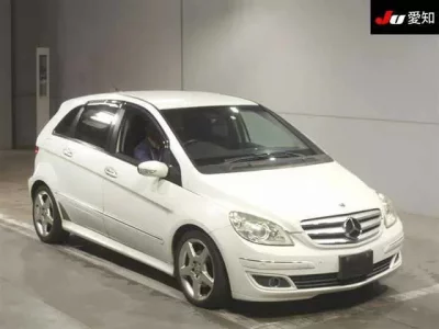 Mercedes-Benz B CLASS
