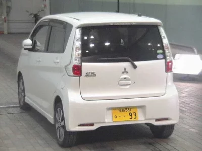 Mitsubishi EK CUSTOM