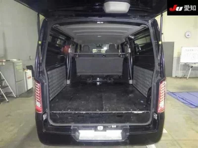 Nissan CARAVAN VAN