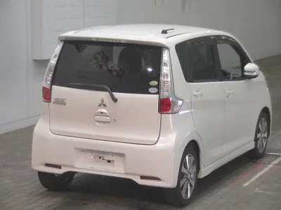 Mitsubishi EK CUSTOM