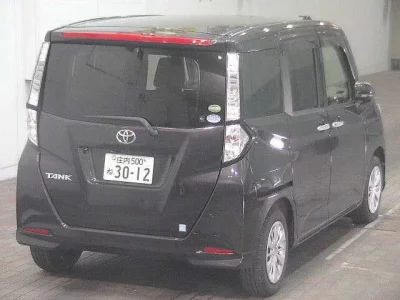 Toyota TANK