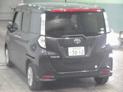 Toyota TANK