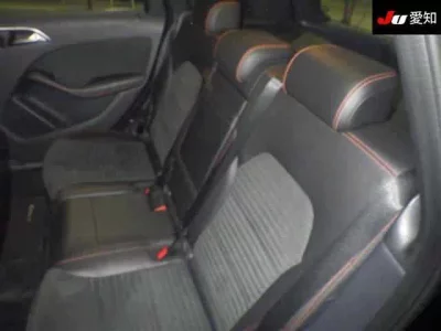 Mercedes-Benz B CLASS