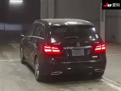Mercedes-Benz B CLASS