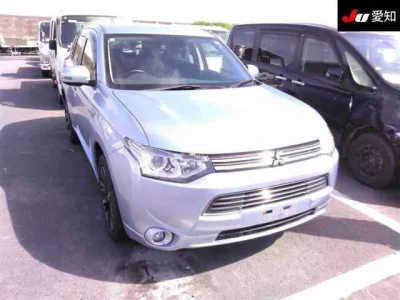 Mitsubishi OUTLANDER PHEV