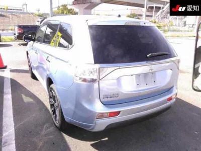 Mitsubishi OUTLANDER PHEV