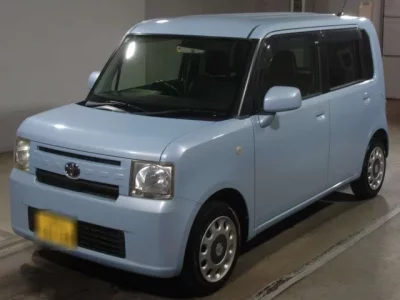 Toyota PIXIS SPACE