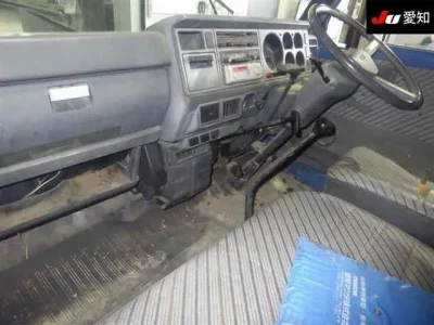 Mazda TITAN