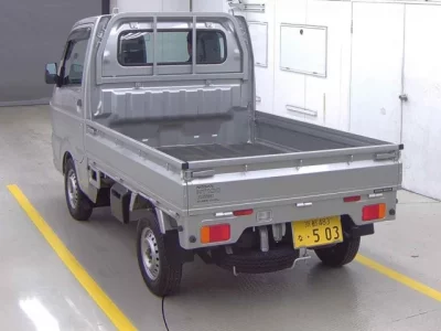 Nissan CLIPPER TRUCK