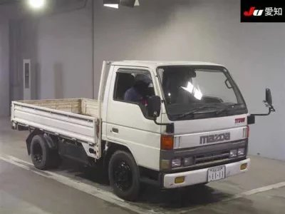 Mazda TITAN