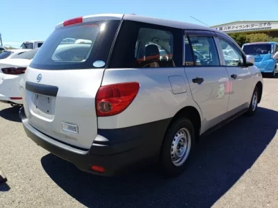 Nissan AD