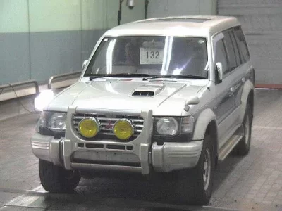 Mitsubishi PAJERO