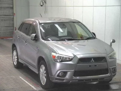 Mitsubishi RVR