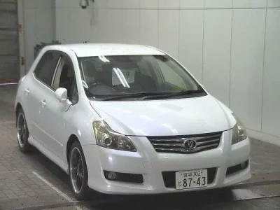 Toyota BLADE