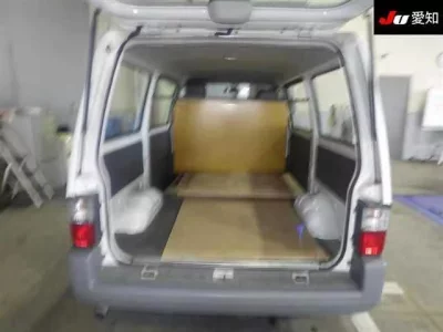Mazda BONGO VAN