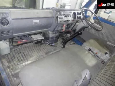 Mazda TITAN
