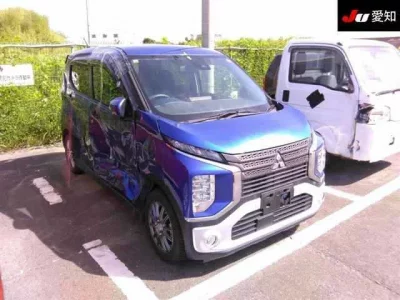 Mitsubishi EK X