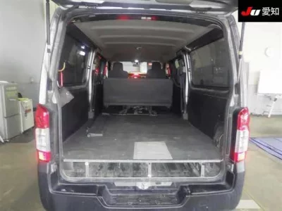 Nissan CARAVAN VAN