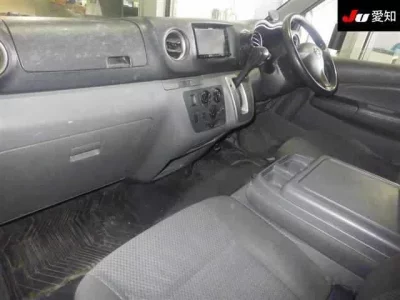 Nissan CARAVAN VAN