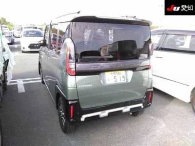 Mitsubishi DELICA MINI