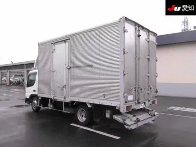 Mazda TITAN