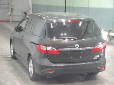 Nissan LAFESTA