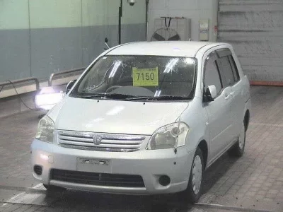 Toyota RAUM