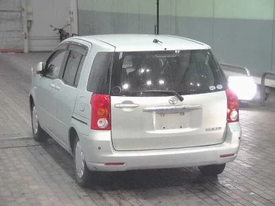 Toyota RAUM
