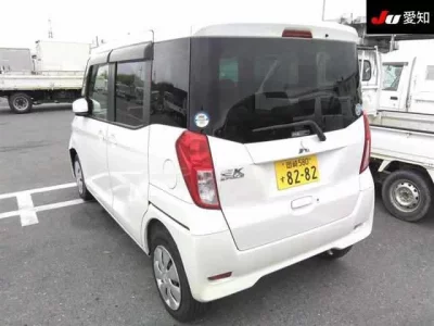 Mitsubishi EK SPACE