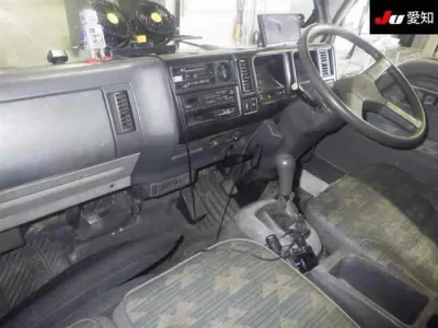 Mazda TITAN