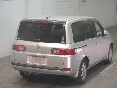 Nissan LAFESTA
