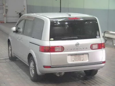 Nissan LAFESTA