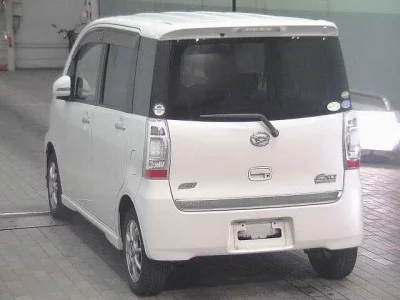 Daihatsu TANTO EXE