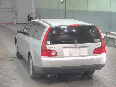 Nissan STAGEA