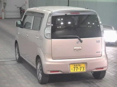 Suzuki MRWAGON