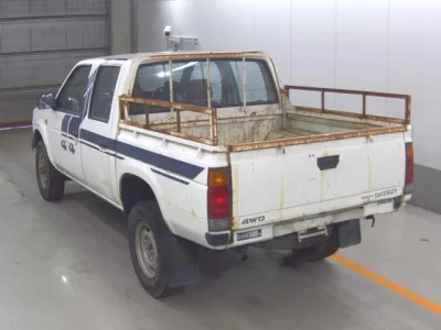 Nissan DATSUN PICKUP
