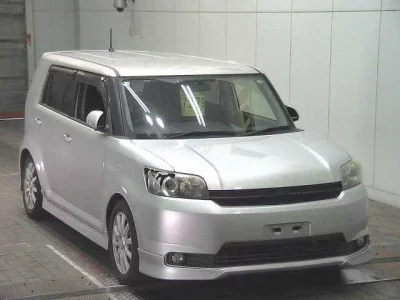 Toyota COROLLA RUMION