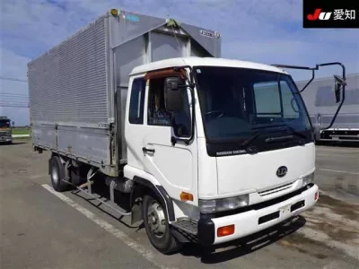 Nissan CONDOR